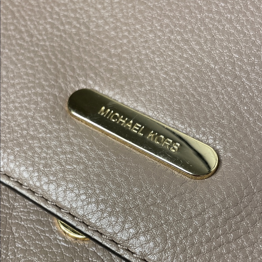 Michael Kors Taupe Leather Shoulder Bag - Picture 5 of 10